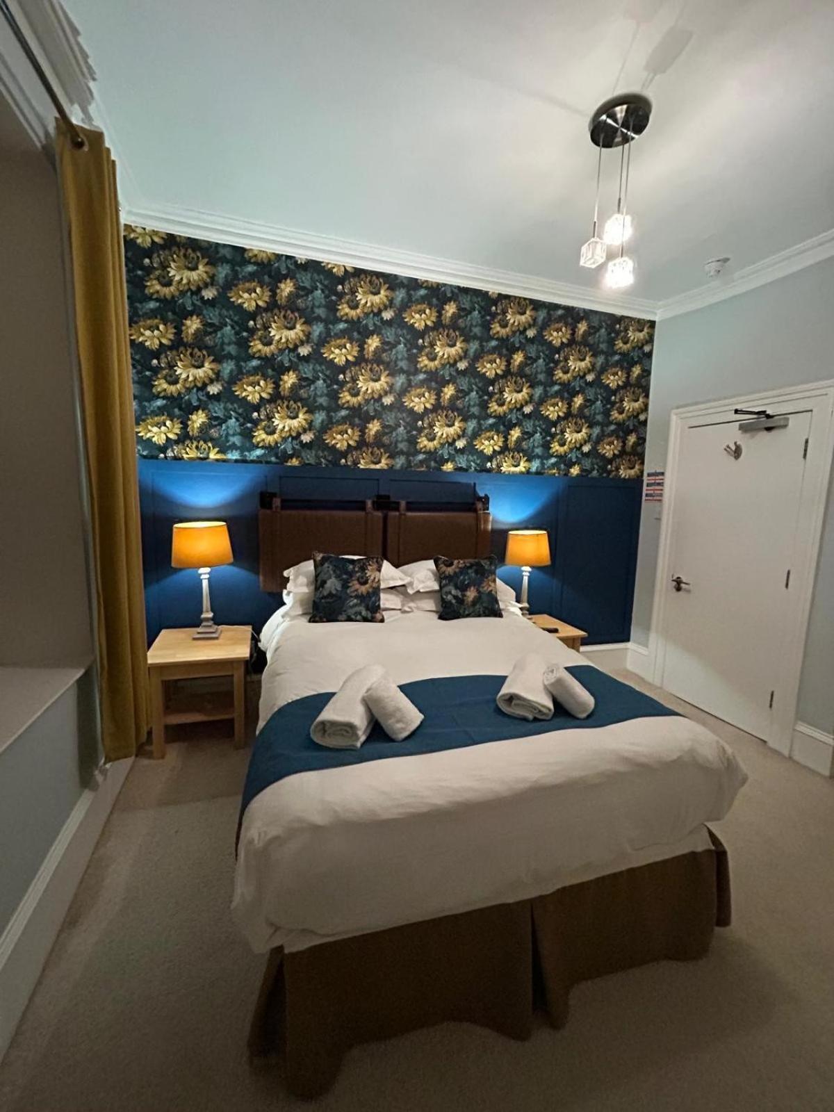 Annandale Arms Hotel Moffat Bagian luar foto