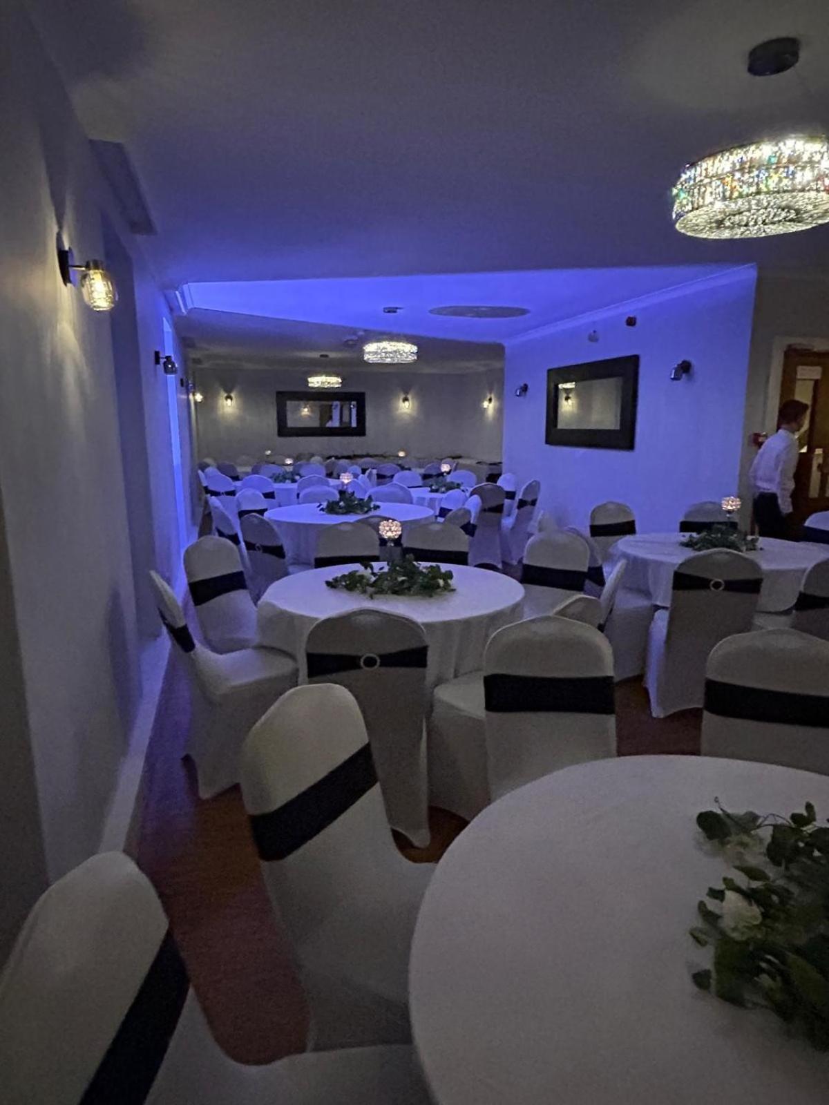 Annandale Arms Hotel Moffat Bagian luar foto